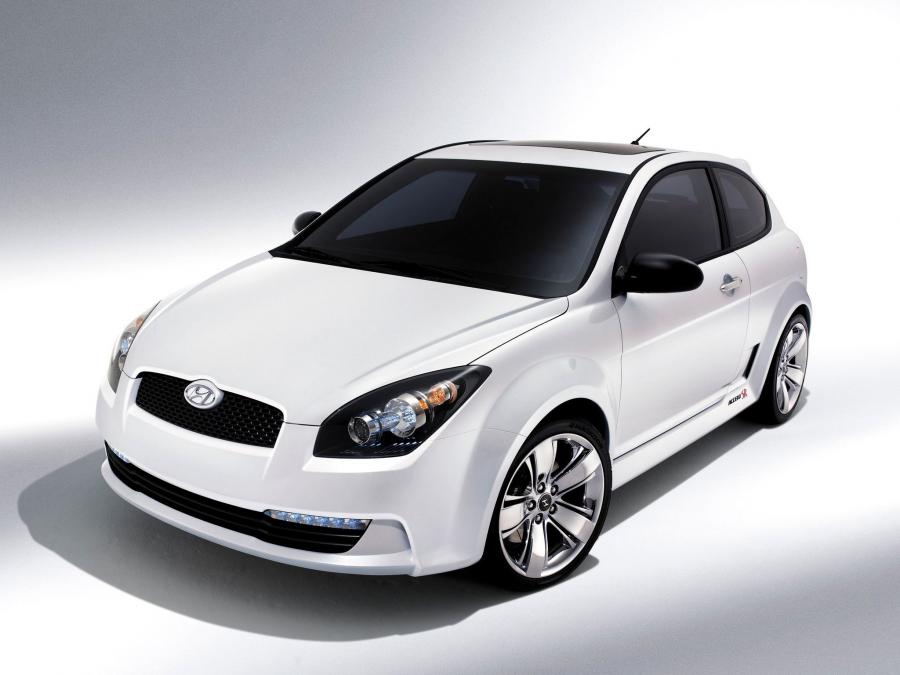  Hyundai Accent SR Concept 2005 года  (фото 1 из 14)